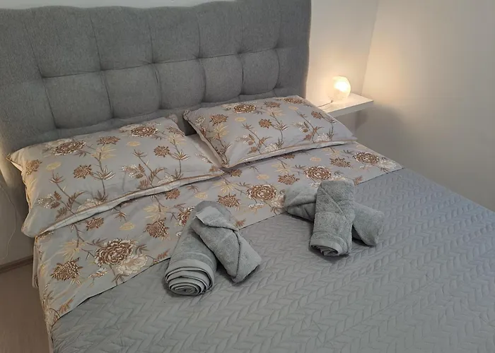 Luce Apartament Jadranovo