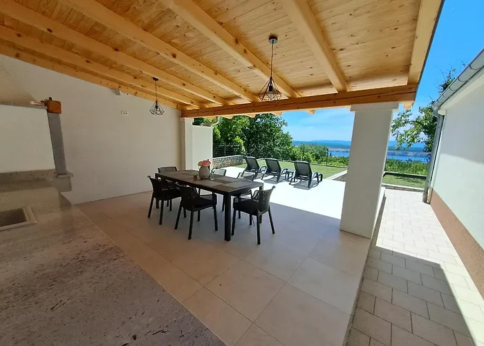 Luce Appartement Jadranovo